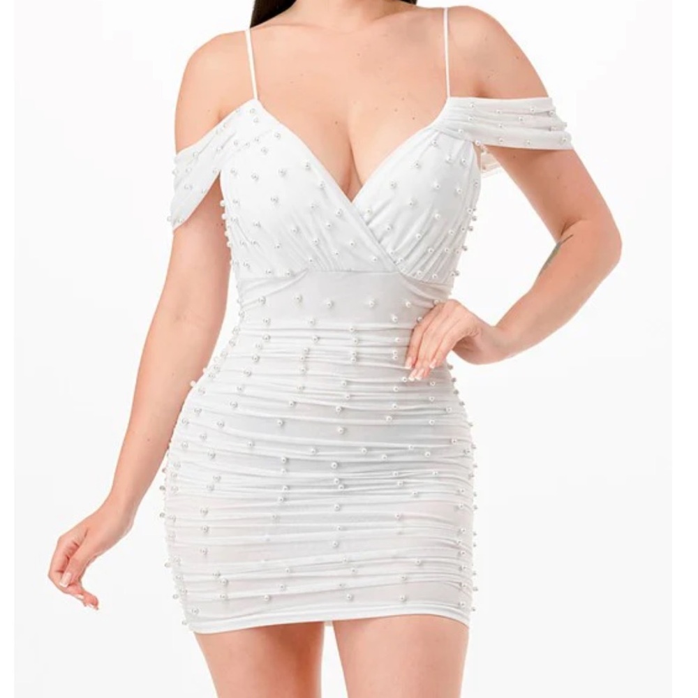 White pearl off the shoulder mini dress size large